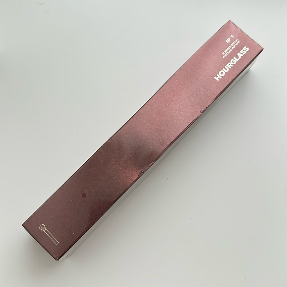 Large Hourglass powder brush NEW